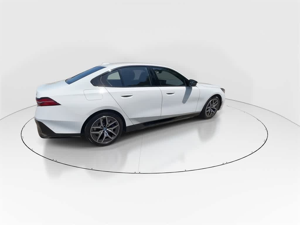 Thumbnail: 2024 BMW i5 - 8
