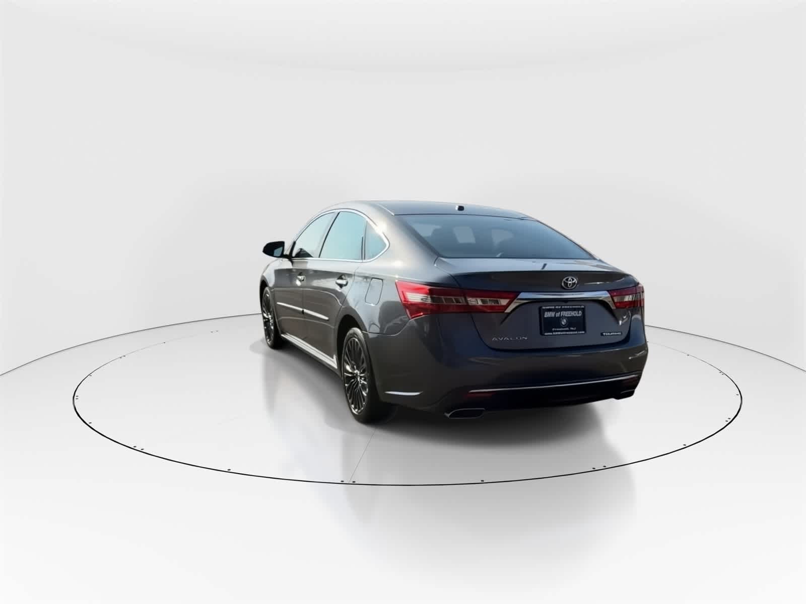 Thumbnail: 2016 Toyota Avalon - 2