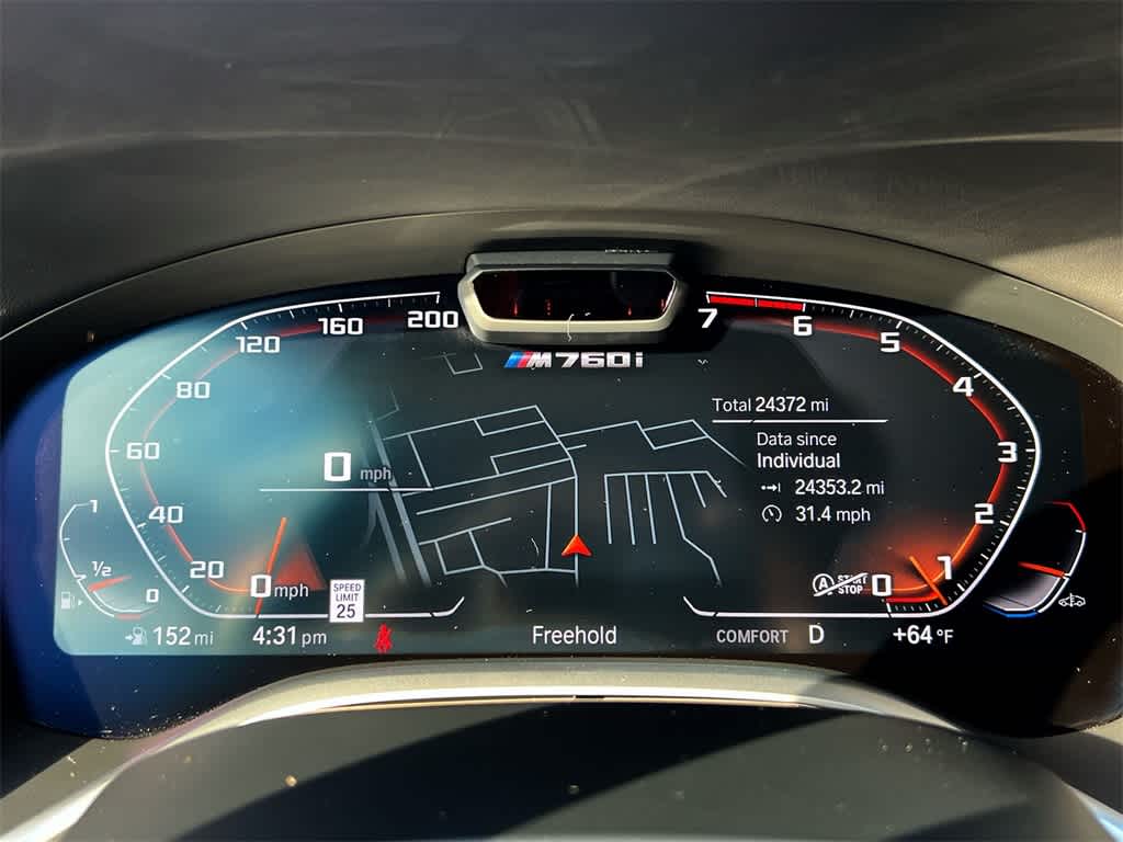 Thumbnail: 2022 BMW 7 Series - 26
