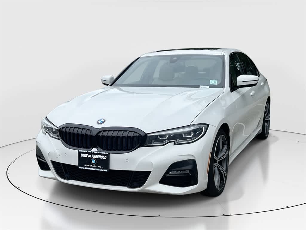 Thumbnail: 2022 BMW 3 Series - 1