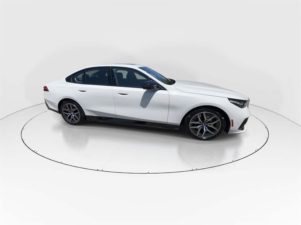 Thumbnail: 2024 BMW i5 - 9