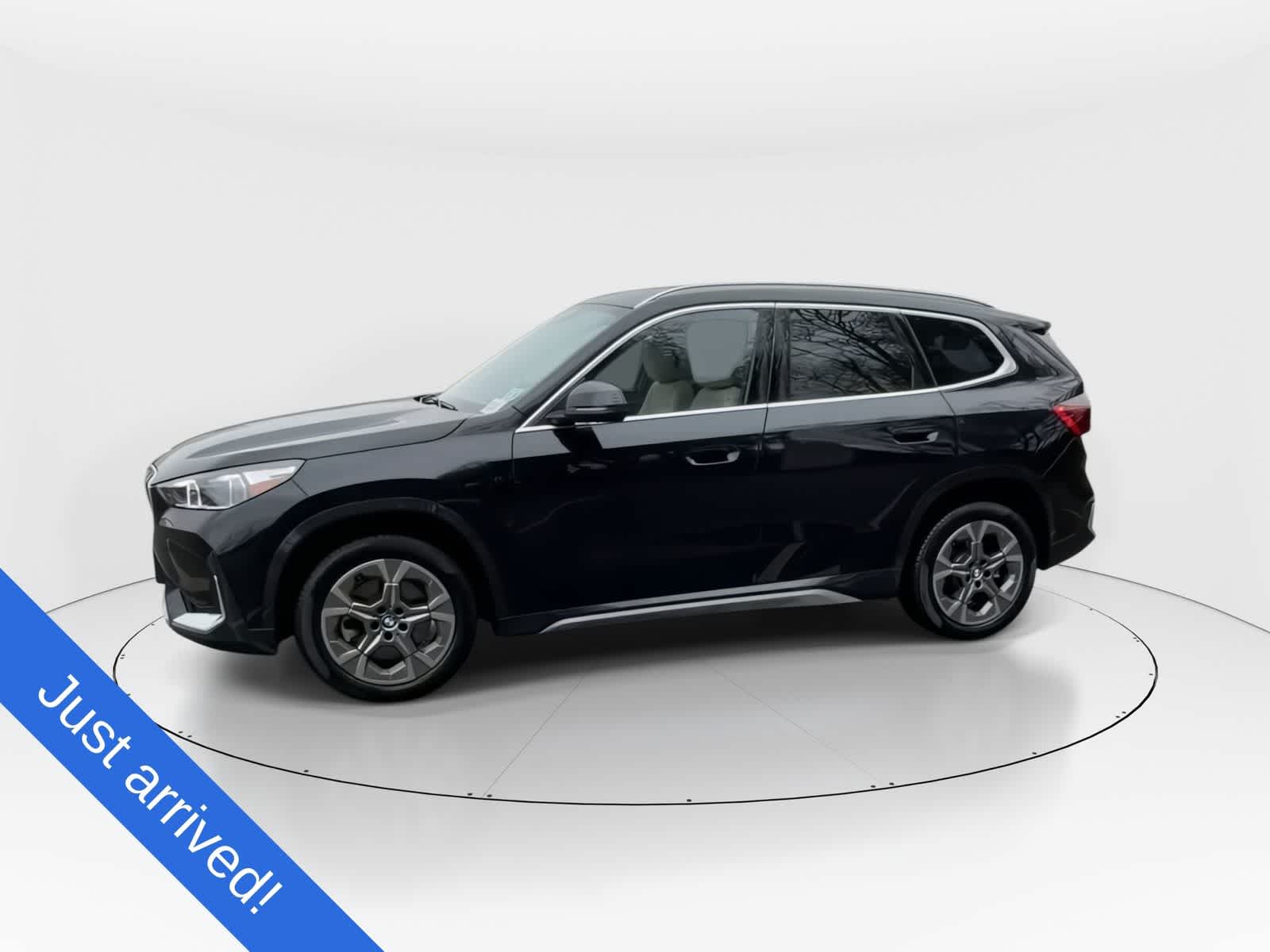 Thumbnail: 2025 BMW X1 - 8