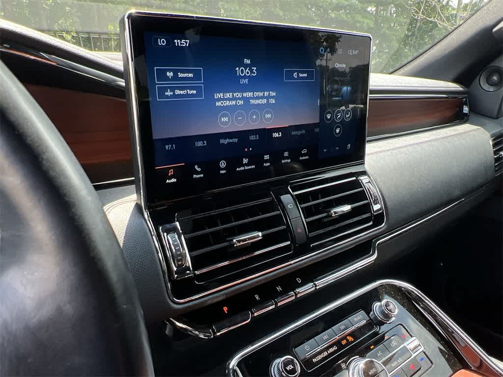 Thumbnail: 2023 Lincoln Navigator - 23