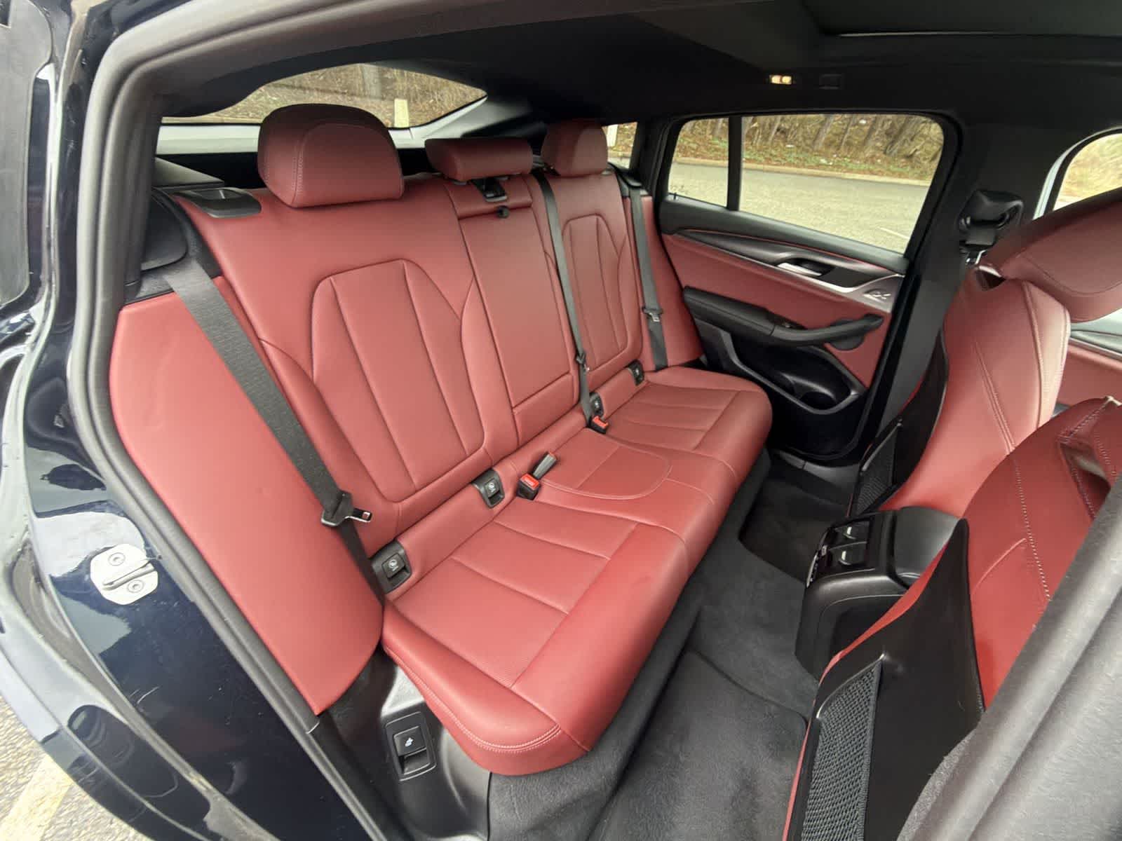 Thumbnail: 2023 BMW X4 - 21