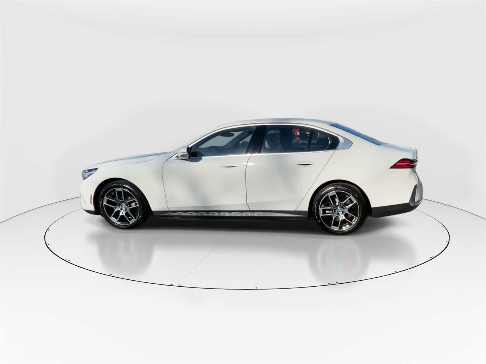 Thumbnail: 2025 BMW i5 - 7