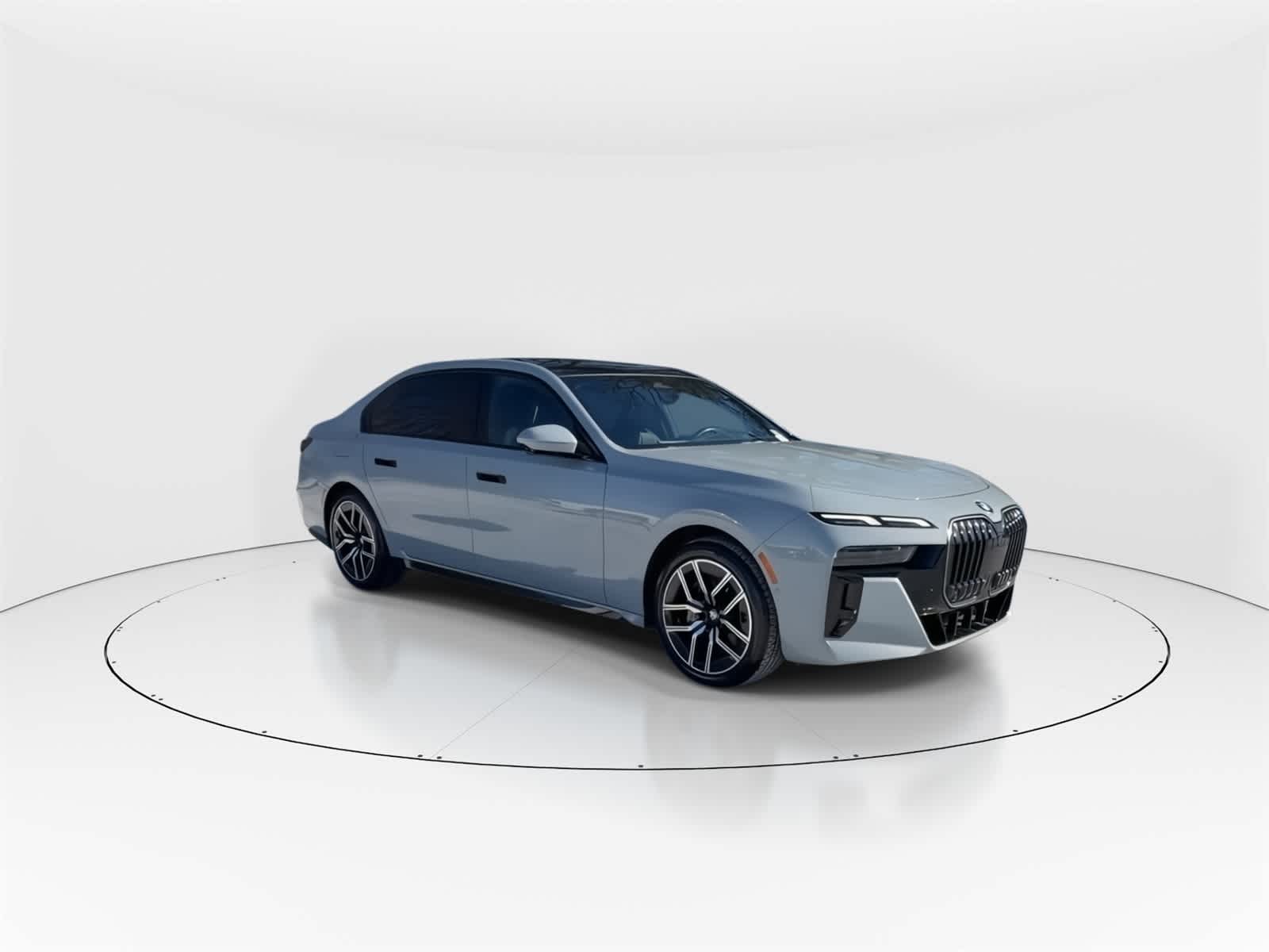 Thumbnail: 2023 BMW 7 Series - 3