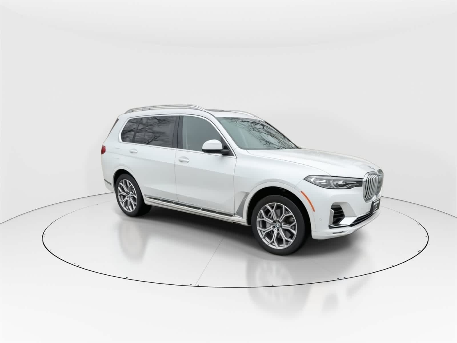 Thumbnail: 2021 BMW X7 - 3