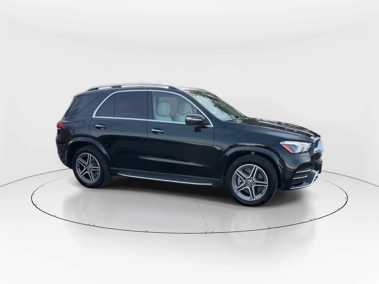 Thumbnail: 2023 Mercedes-Benz GLE - 2