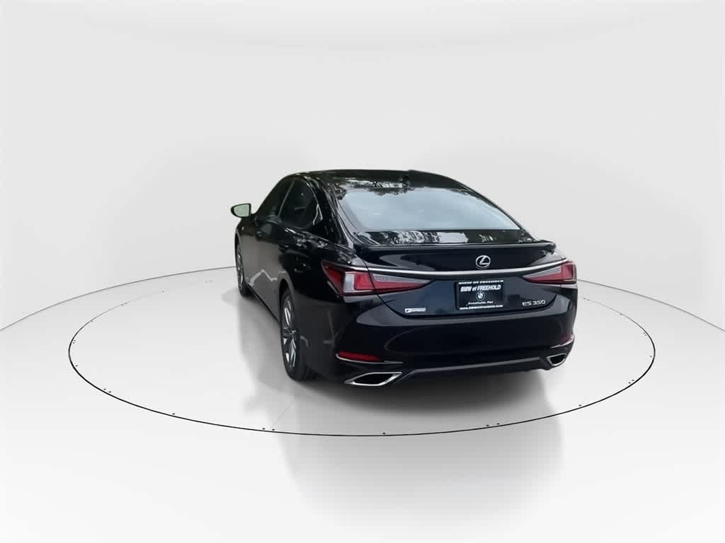 Thumbnail: 2019 Lexus ES - 8