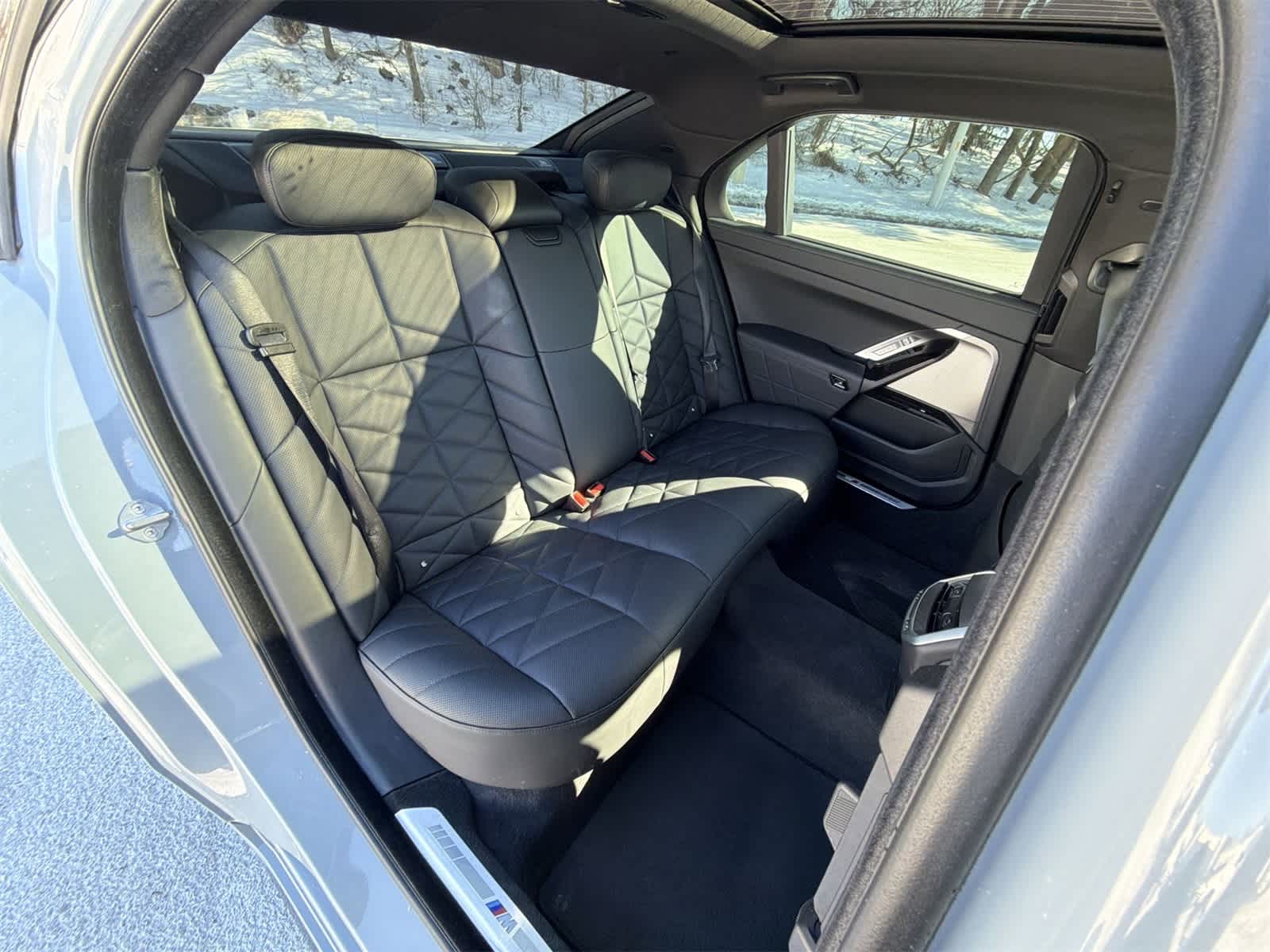 Thumbnail: 2023 BMW 7 Series - 21