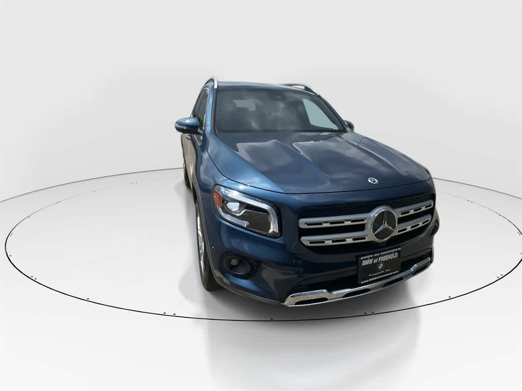 Thumbnail: 2021 Mercedes-Benz GLB - 3