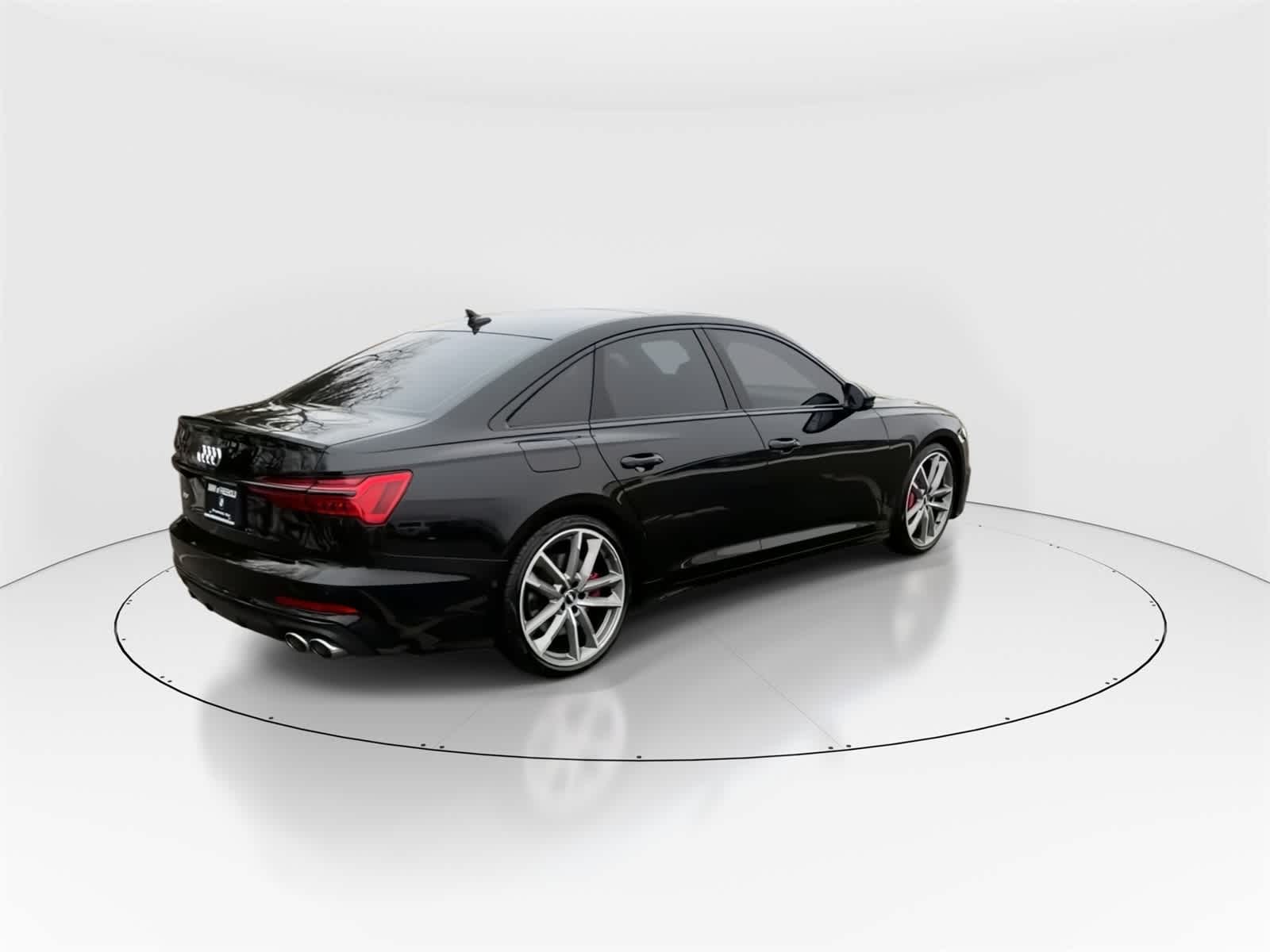 Thumbnail: 2020 Audi S6 - 8