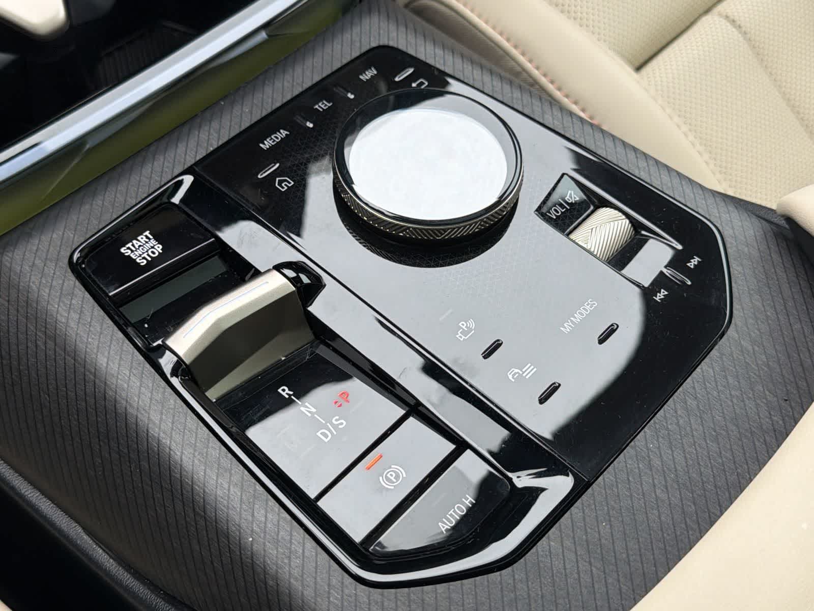 Thumbnail: 2025 BMW X3 - 25