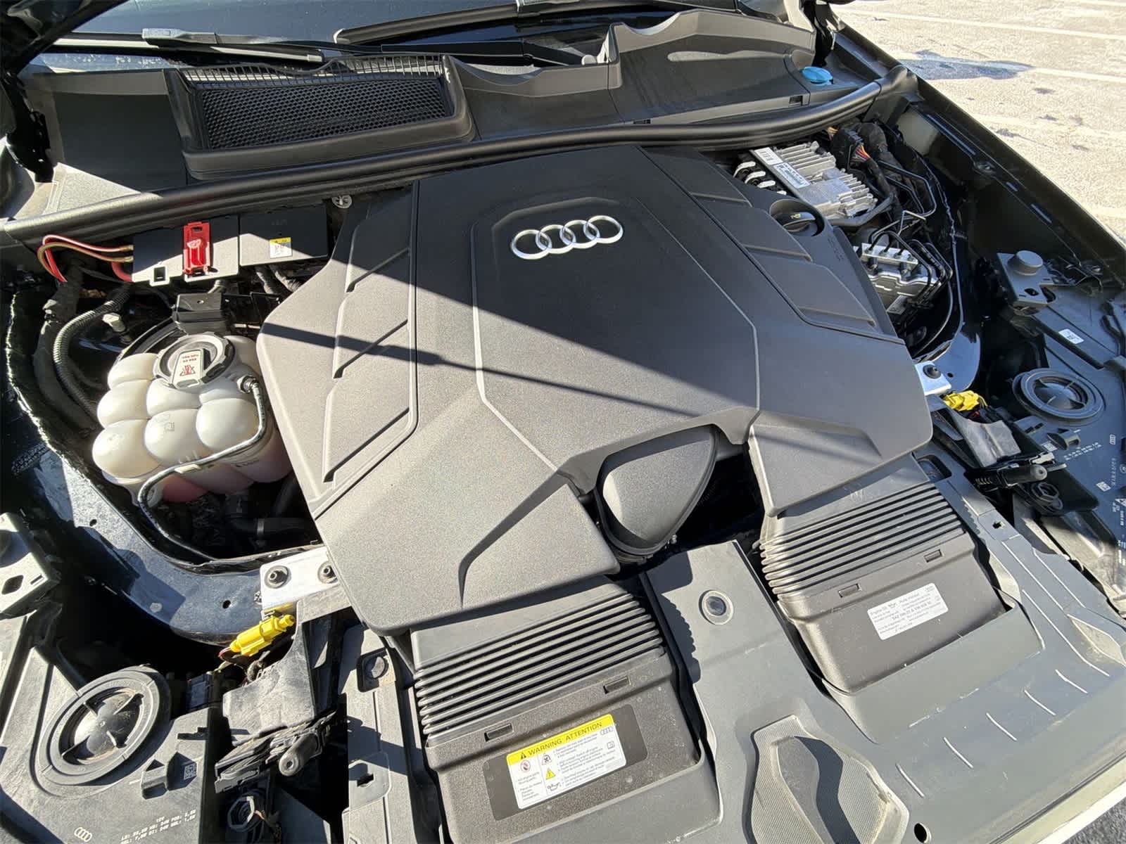 Thumbnail: 2022 Audi Q7 - 17