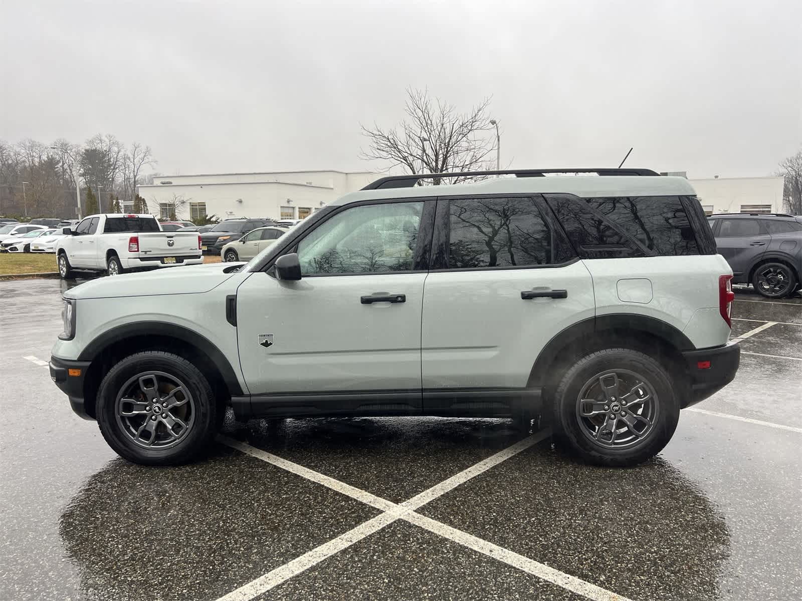 Thumbnail: 2022 Ford Bronco Sport - 11