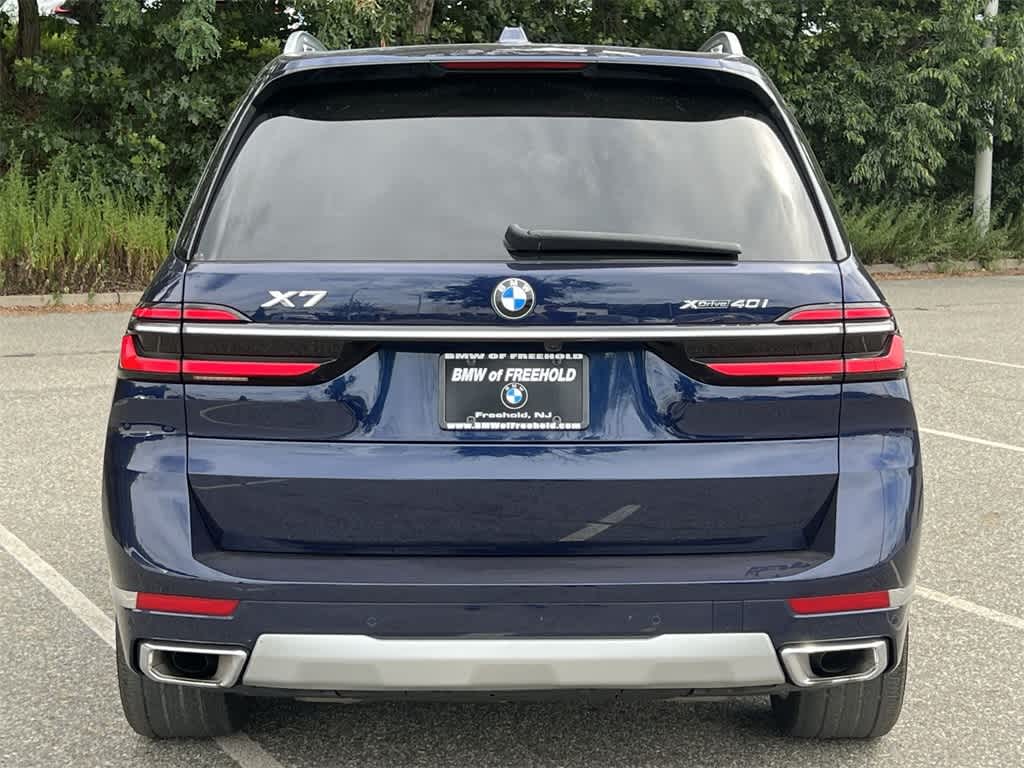 Thumbnail: 2023 BMW X7 - 13