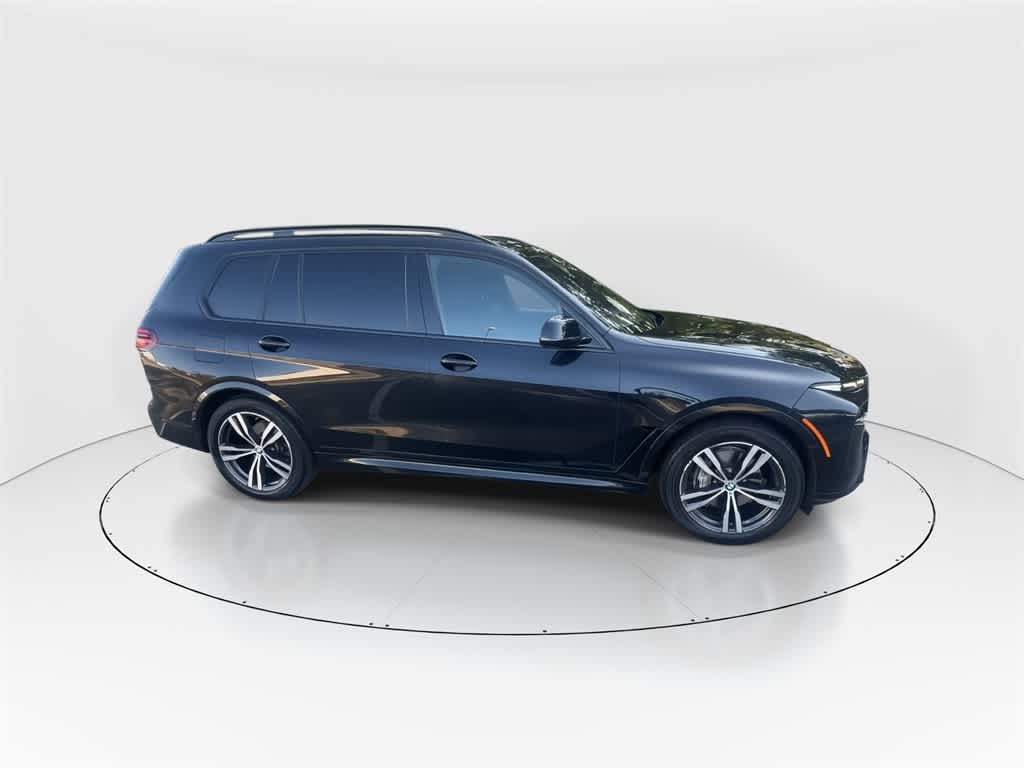Thumbnail: 2023 BMW X7 - 5
