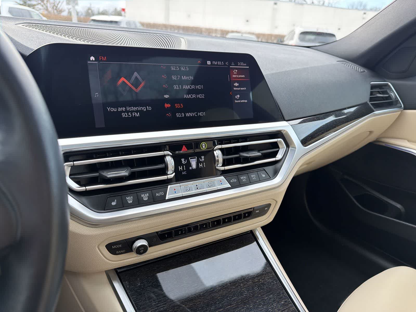 Thumbnail: 2022 BMW 3 Series - 24