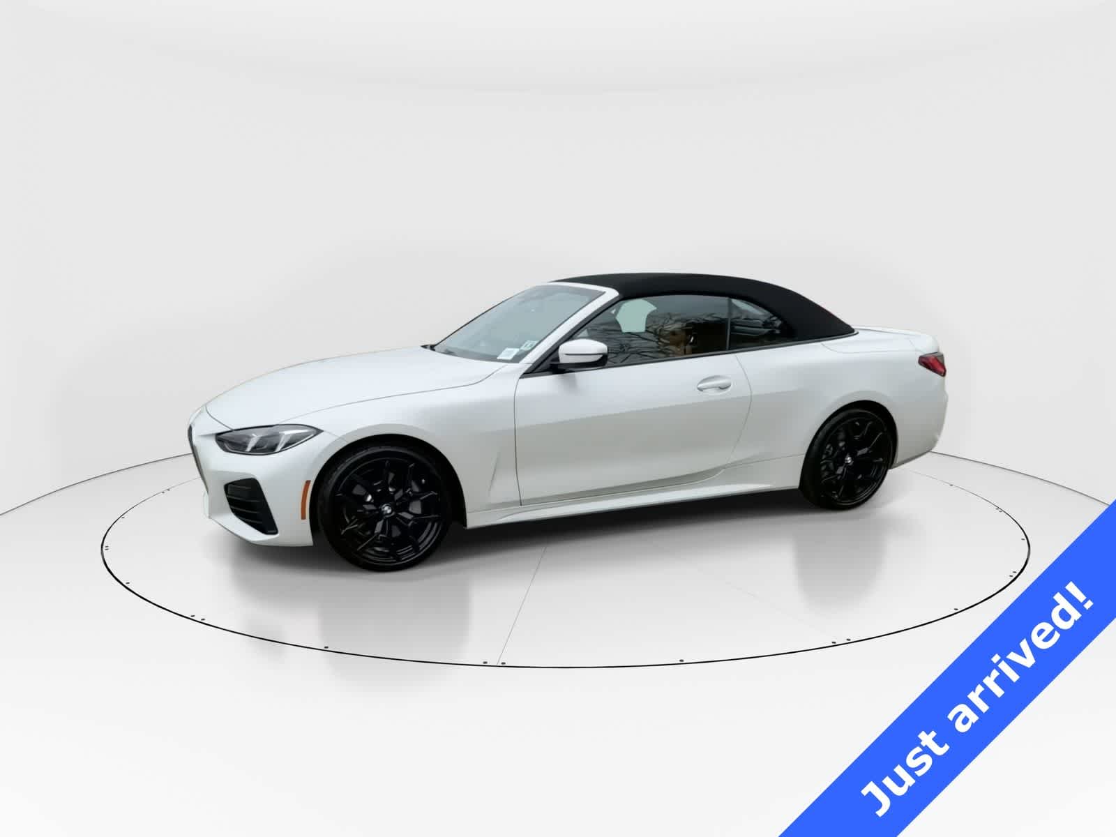 Thumbnail: 2026 BMW 4 Series - 4