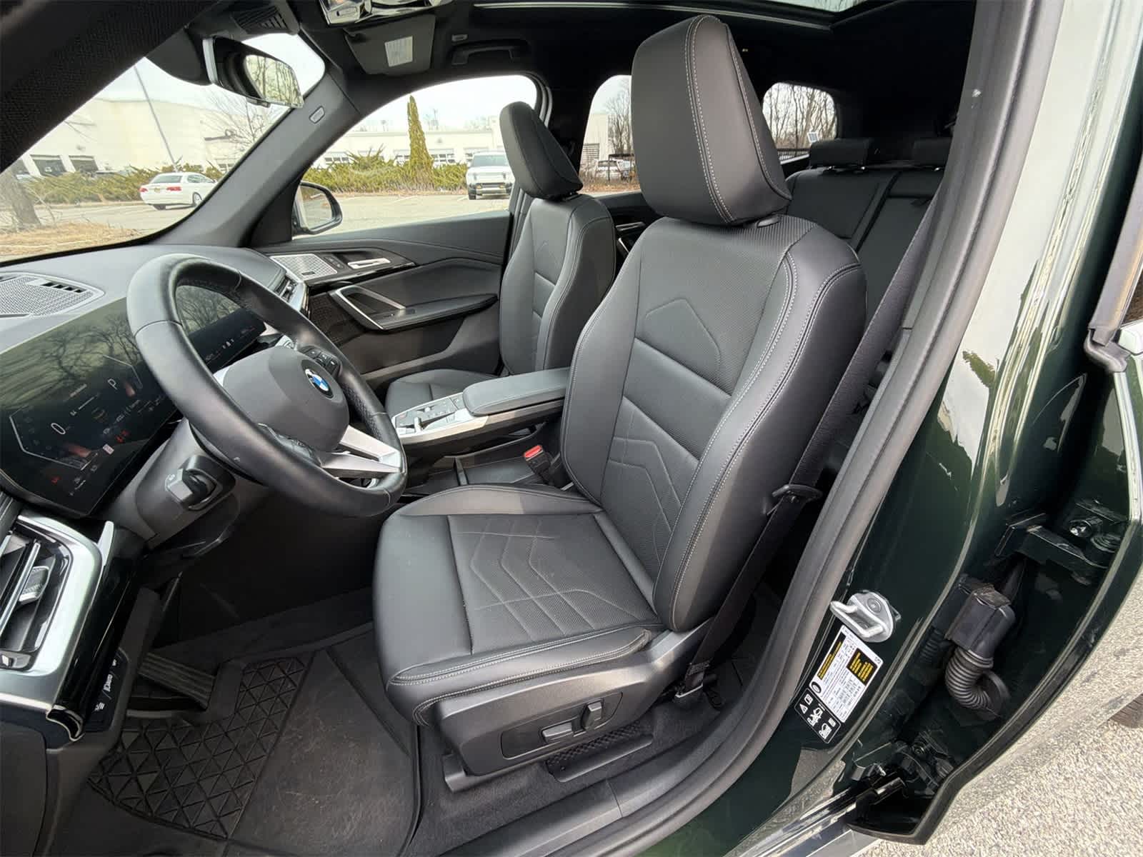 Thumbnail: 2025 BMW X1 - 19