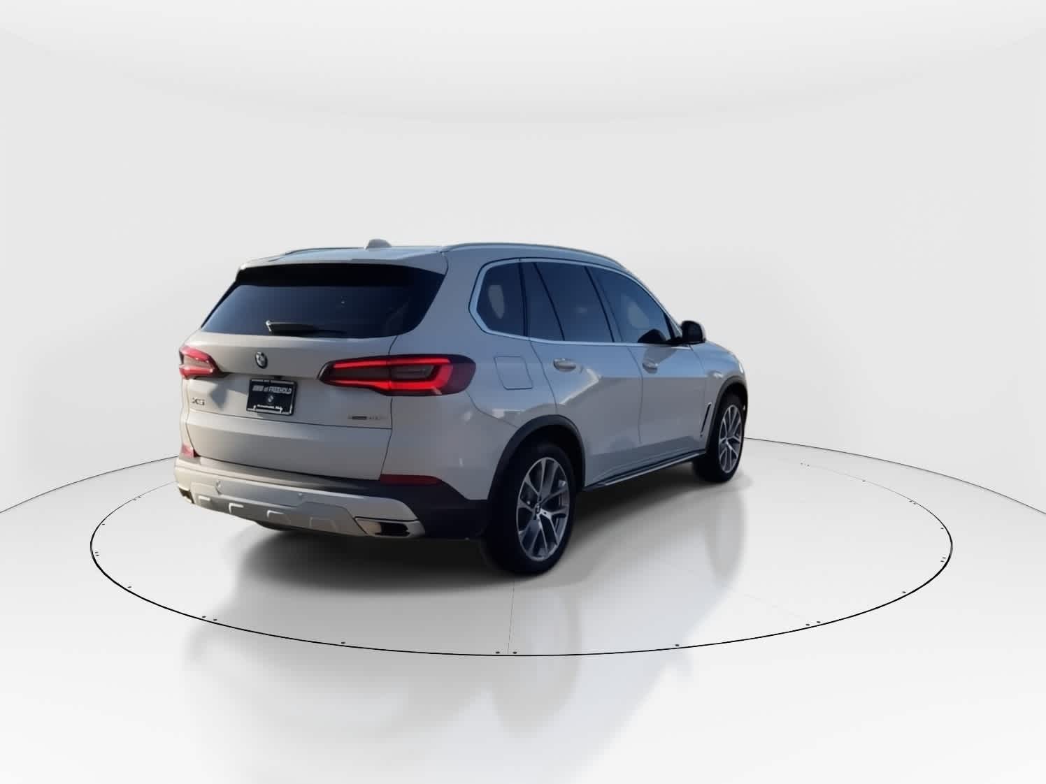 Thumbnail: 2023 BMW X5 - 9