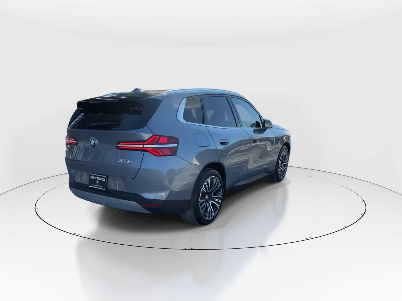 Thumbnail: 2025 BMW X3 - 9