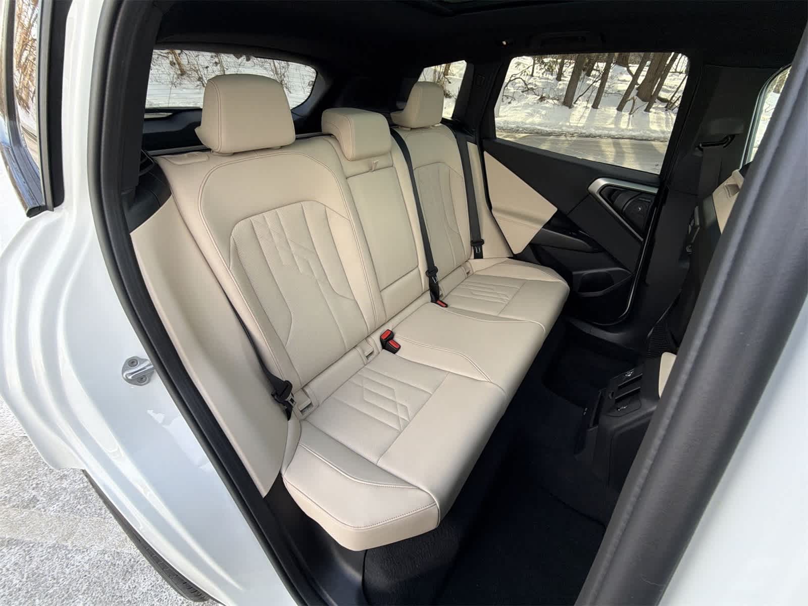 Thumbnail: 2025 BMW X3 - 21