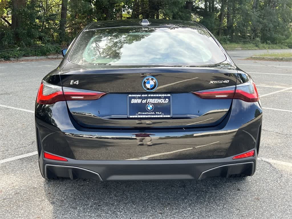 Thumbnail: 2025 BMW i4 - 13