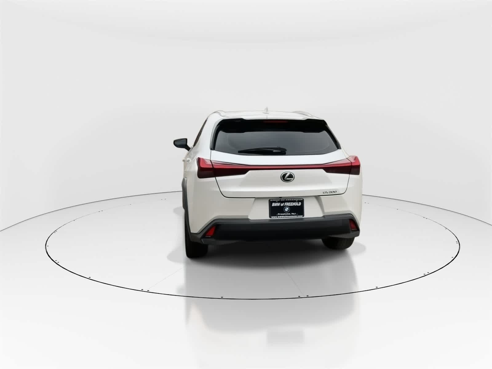 Thumbnail: 2021 Lexus UX - 8