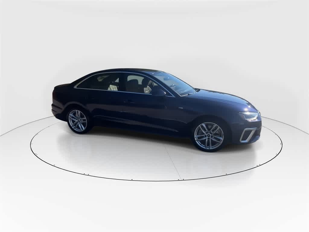 2020 Audi A4 45 Premium photo 3