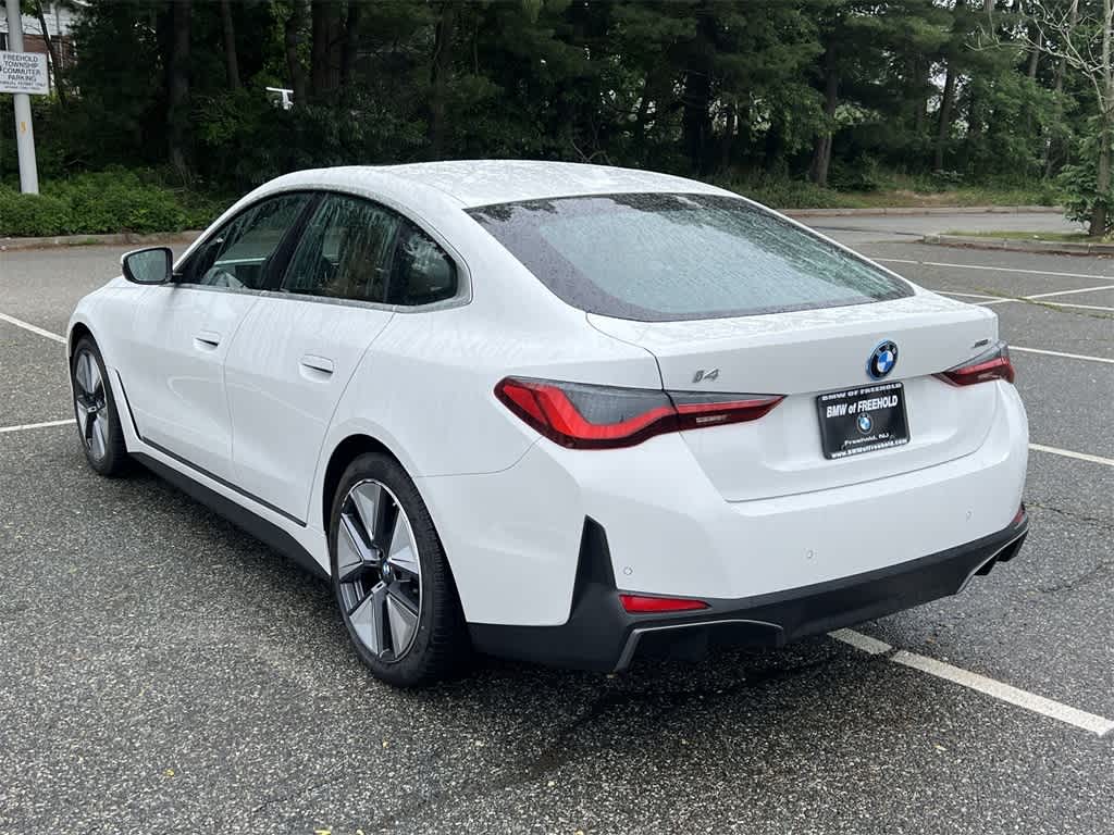 Thumbnail: 2025 BMW i4 - 12