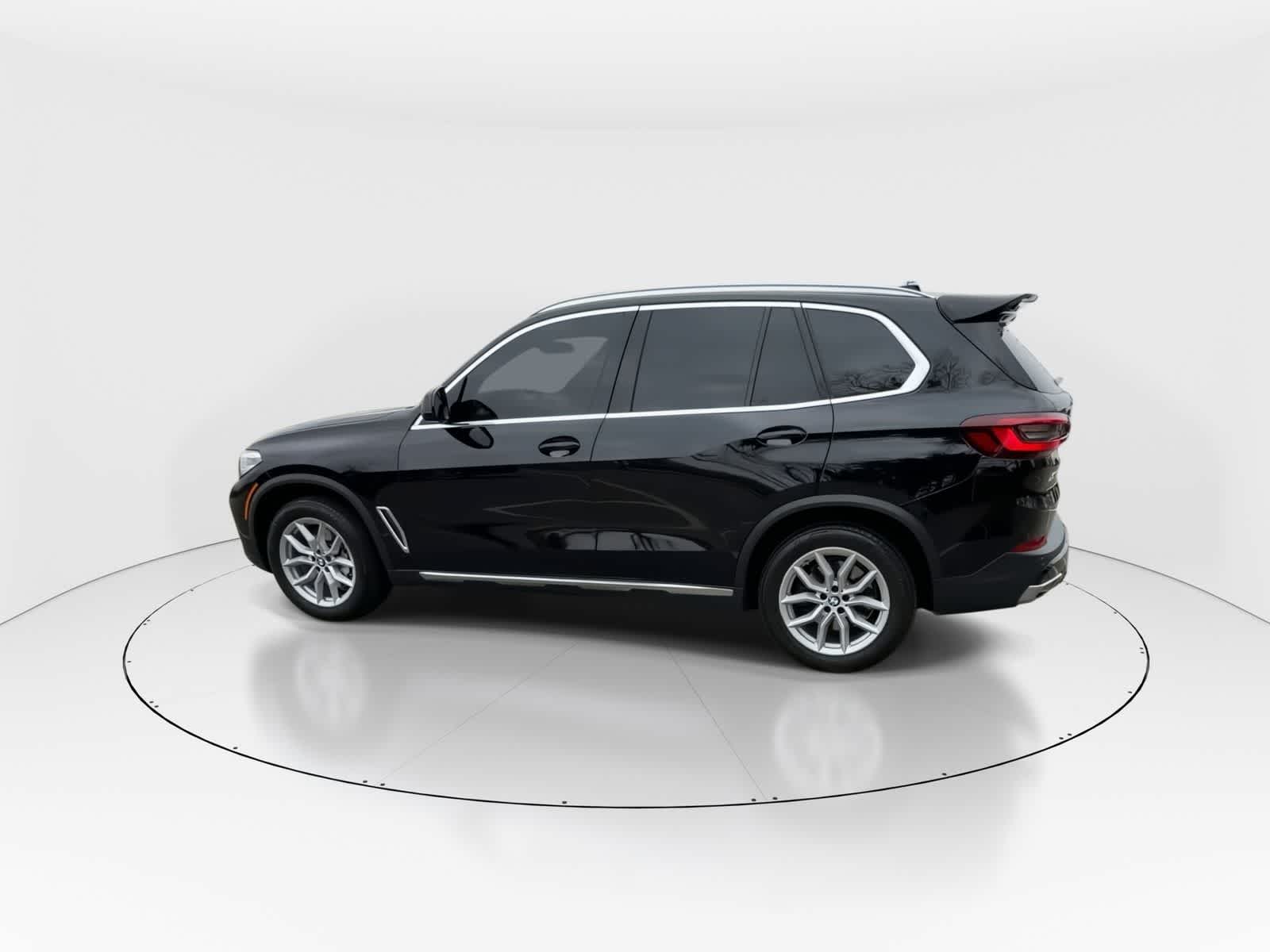 Thumbnail: 2023 BMW X5 - 5
