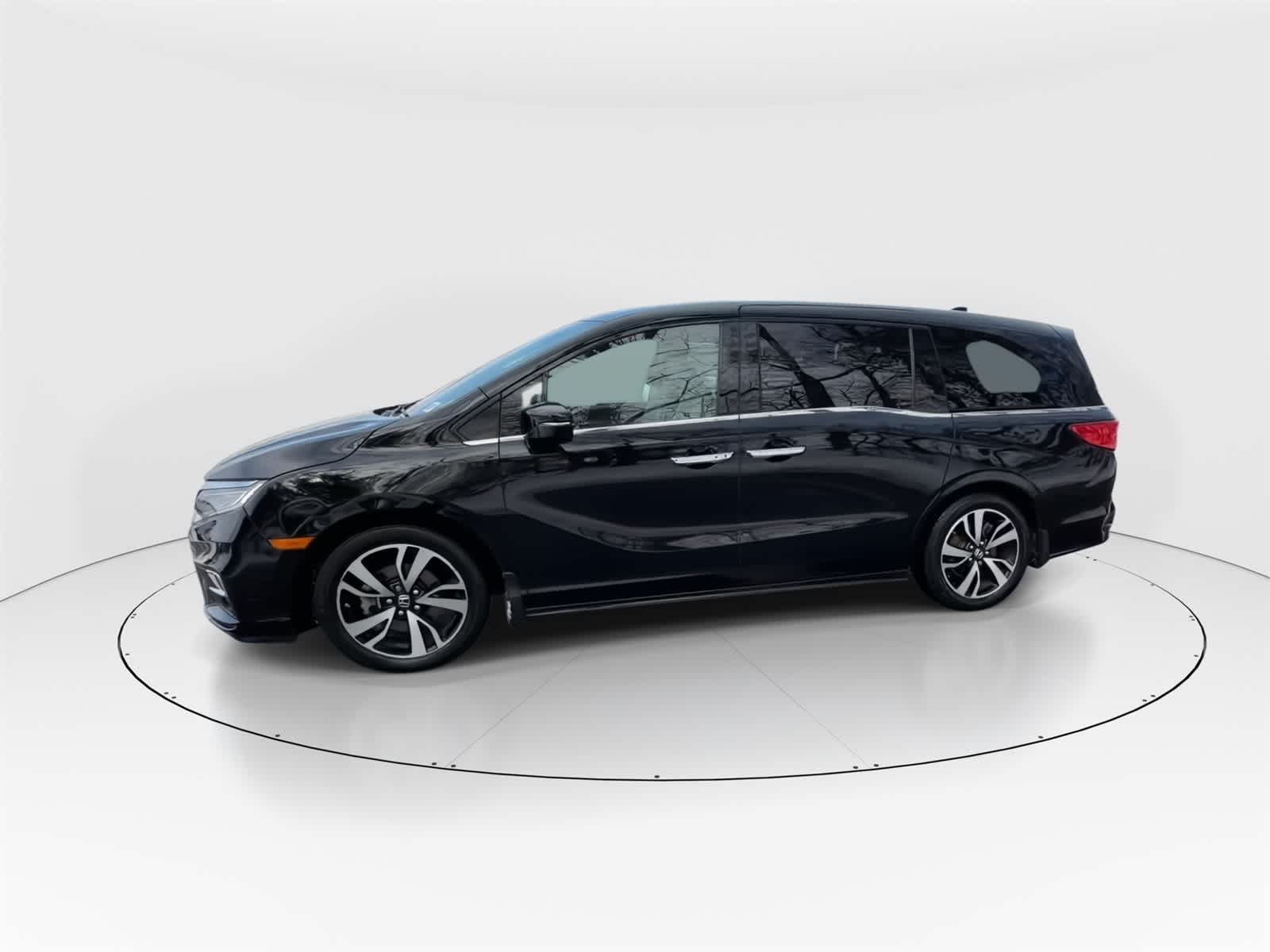 Thumbnail: 2018 Honda Odyssey - 4