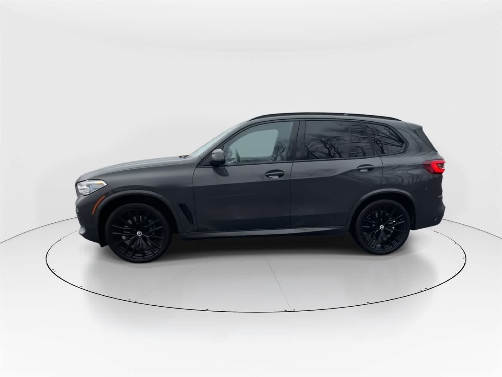 Thumbnail: 2023 BMW X5 - 6