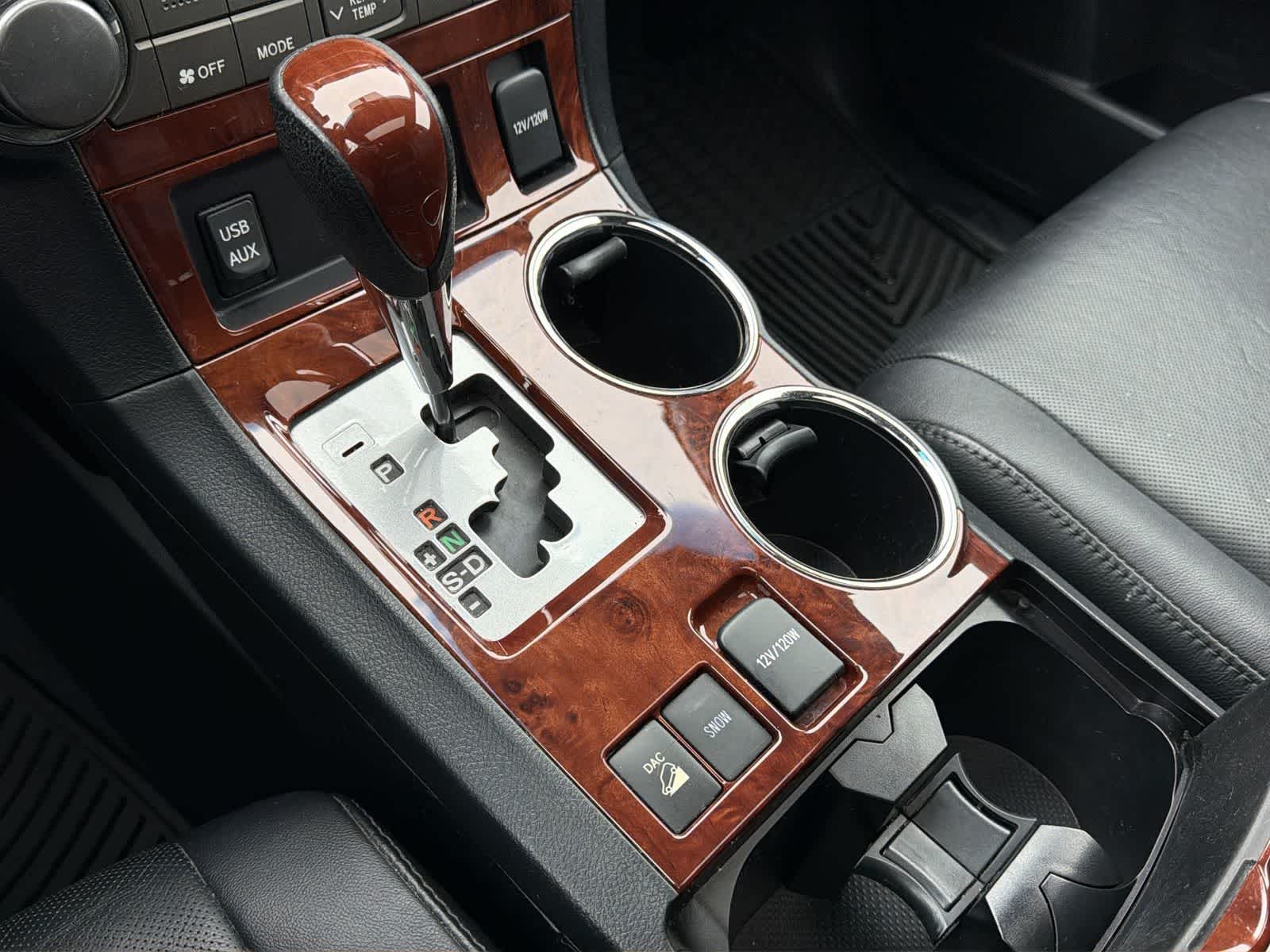 Thumbnail: 2013 Toyota Highlander - 25