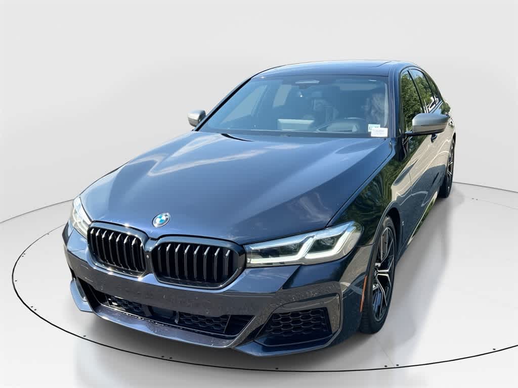Thumbnail: 2022 BMW 5 Series - 1