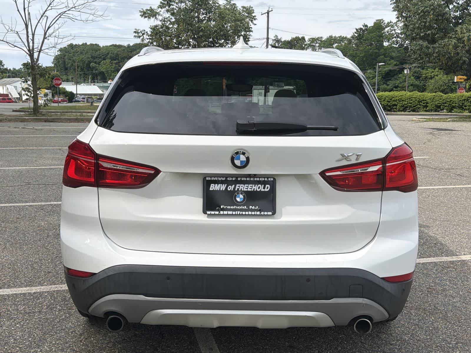 Thumbnail: 2016 BMW X1 - 12