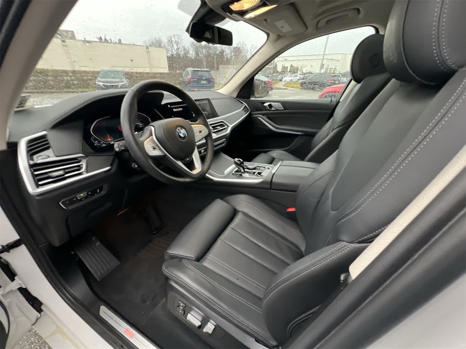 Thumbnail: 2022 BMW X7 - 10