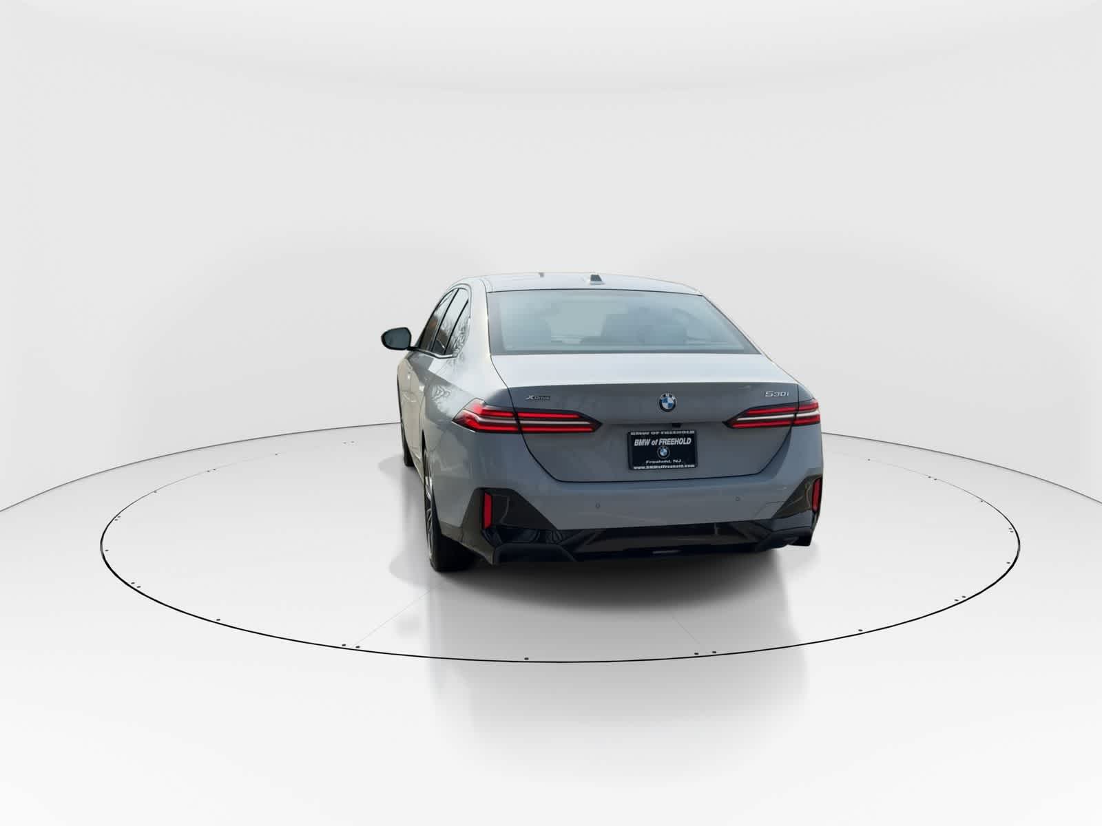 Thumbnail: 2026 BMW 5 Series - 7