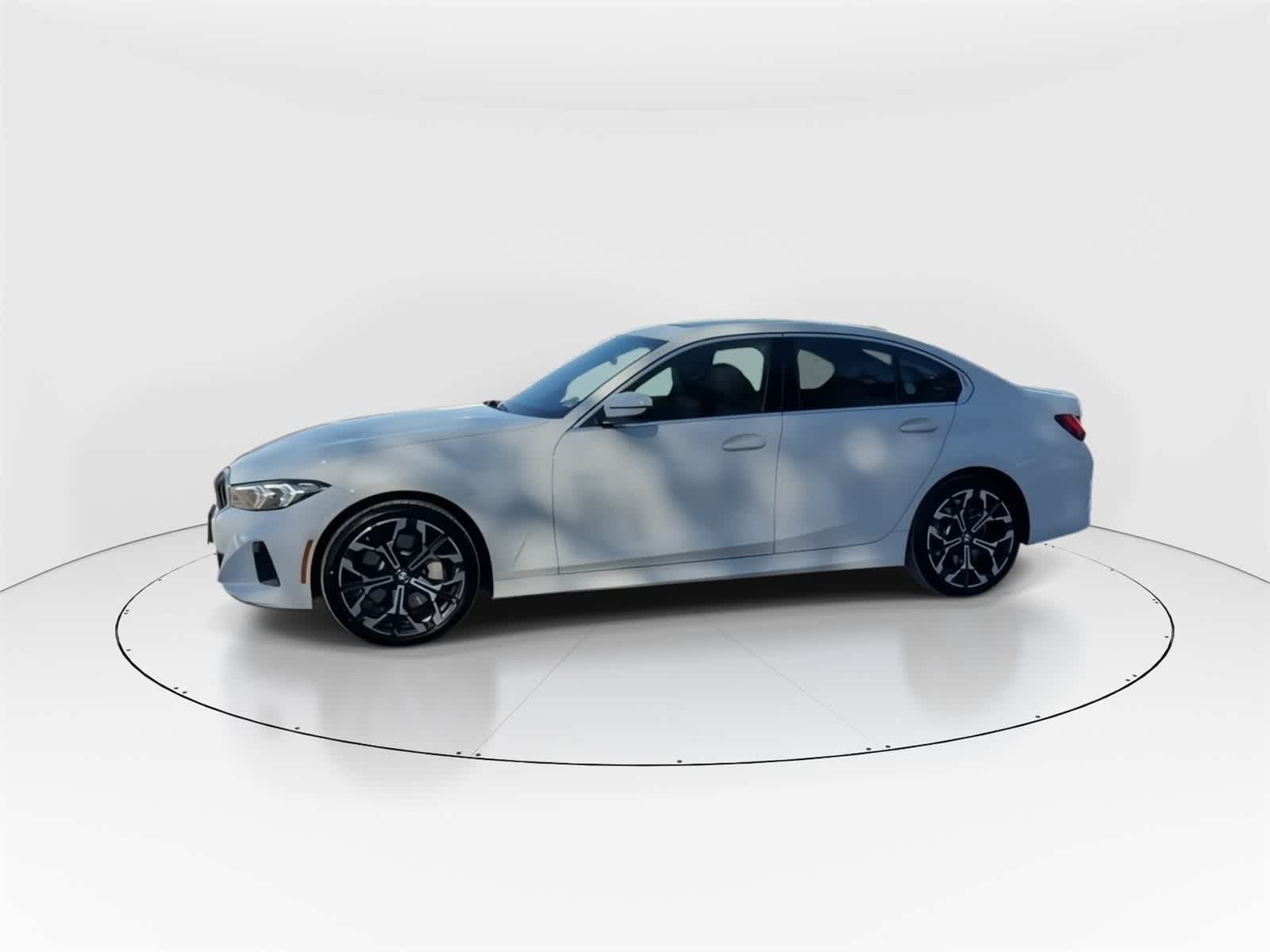 Thumbnail: 2025 BMW 3 Series - 6