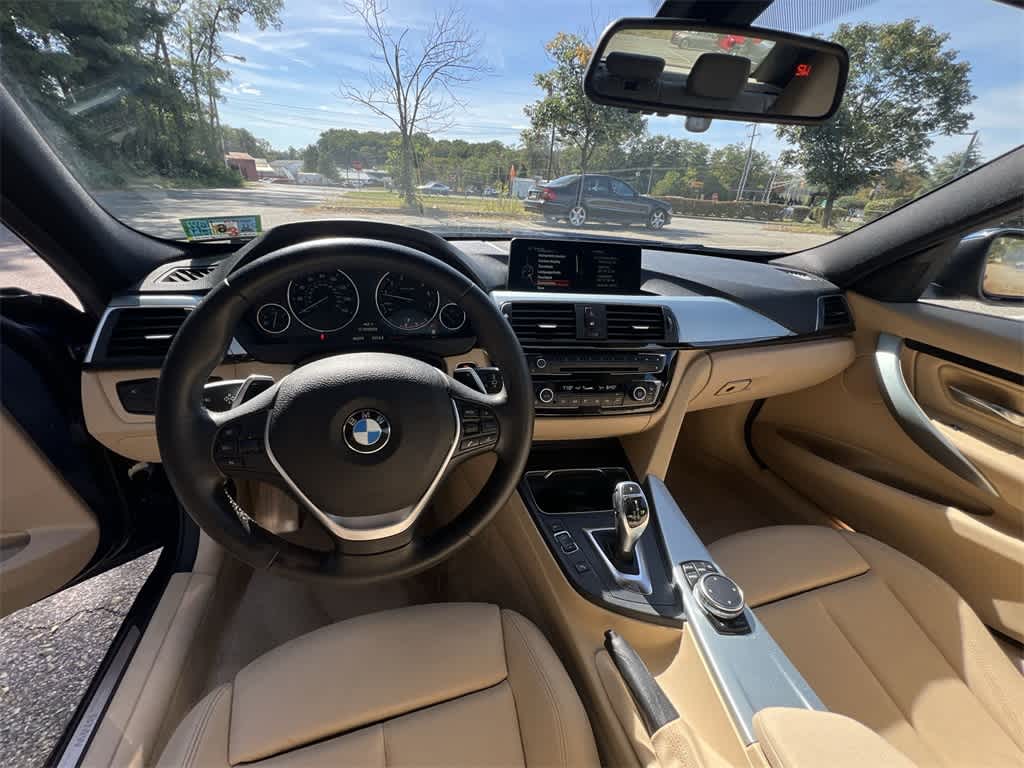 Thumbnail: 2016 BMW 3 Series - 18