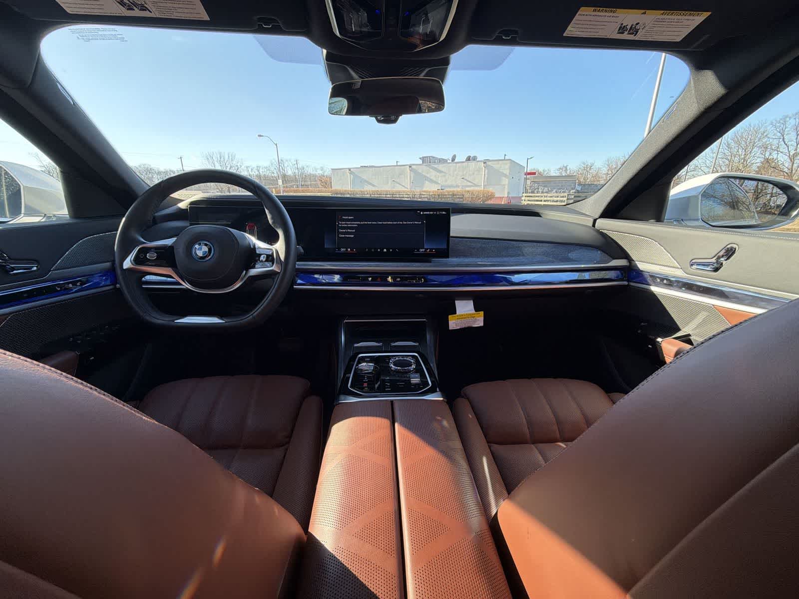 Thumbnail: 2025 BMW i7 - 18