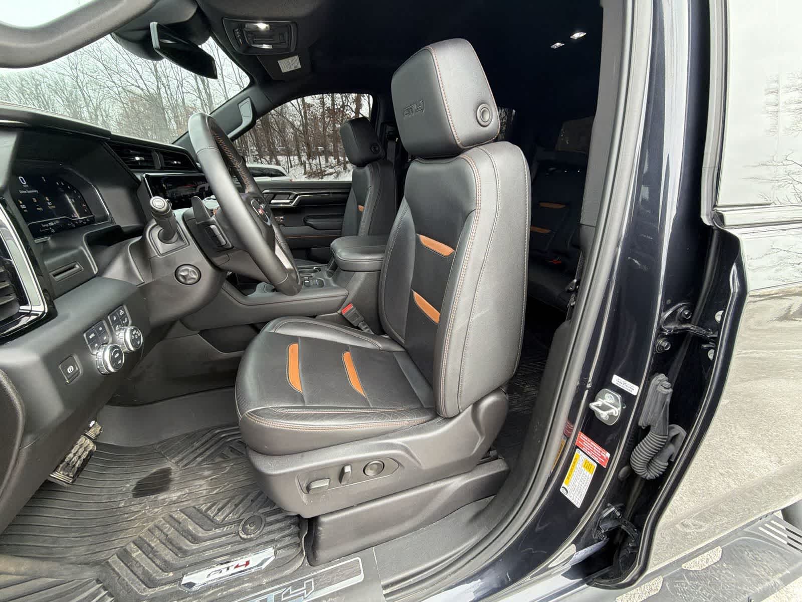 Thumbnail: 2024 GMC Sierra 1500 - 19