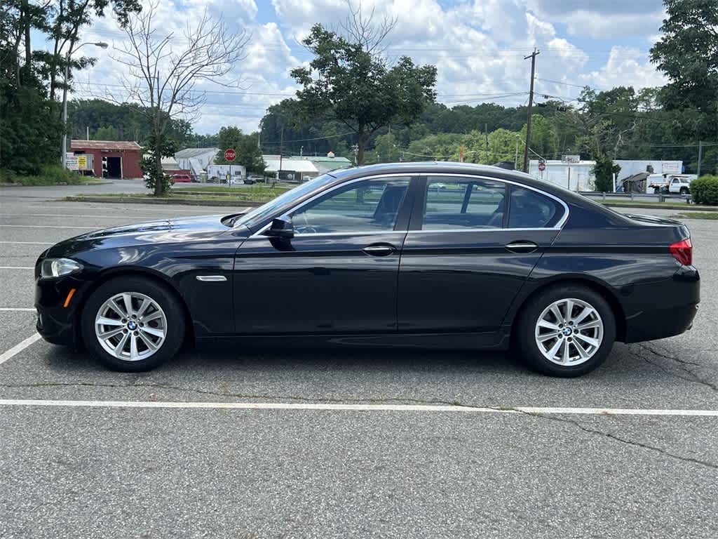 Thumbnail: 2015 BMW 5 Series - 11