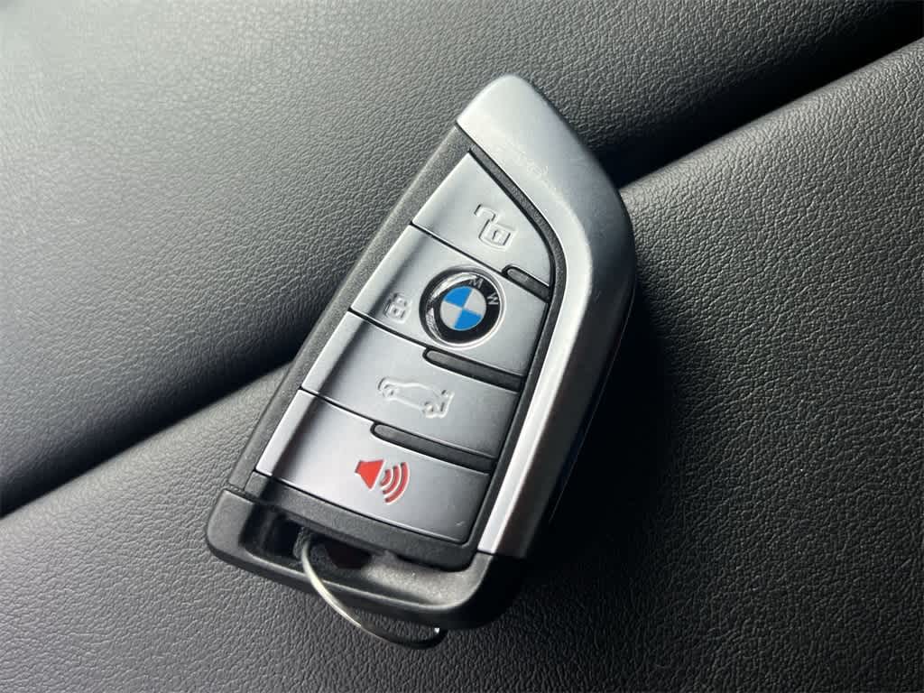 Thumbnail: 2023 BMW X5 - 28