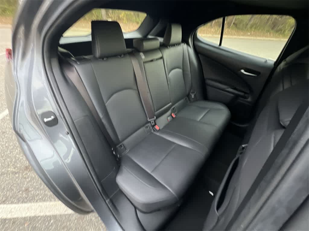 Thumbnail: 2020 Lexus UX - 21