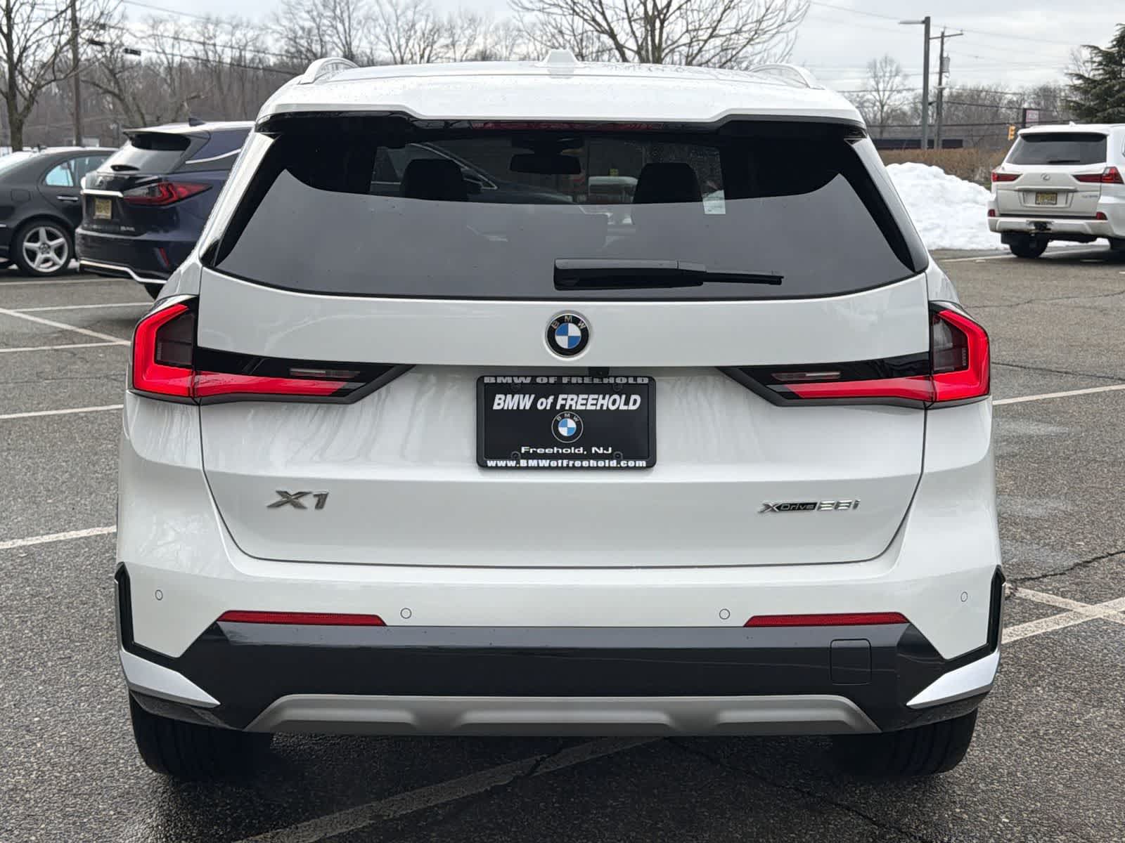 Thumbnail: 2025 BMW X1 - 13