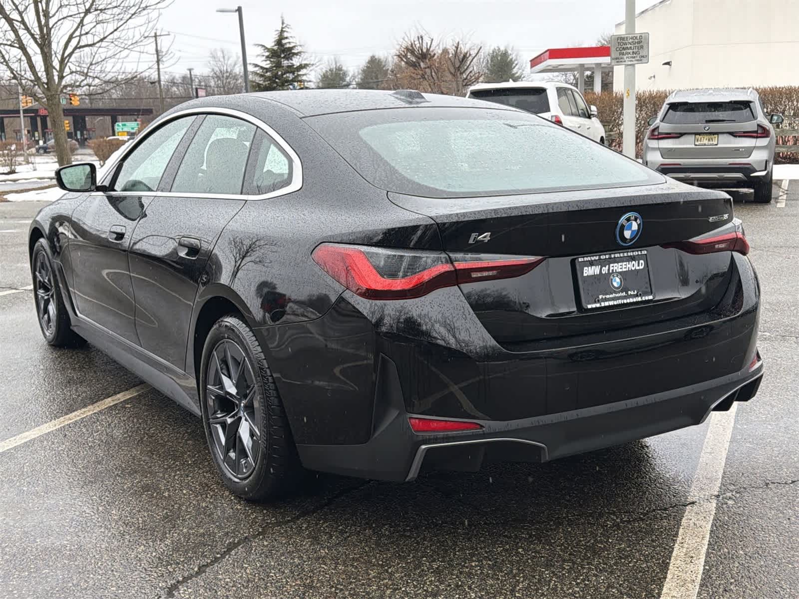 Thumbnail: 2023 BMW i4 - 12