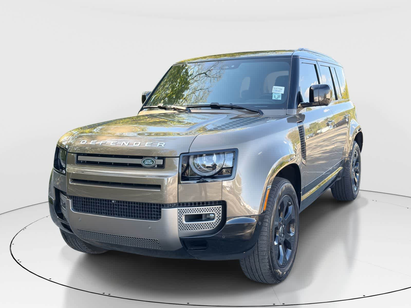 2022 Land Rover Defender X-Dynamic SE's photo