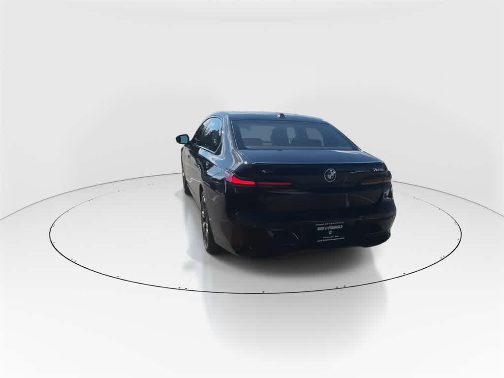 Thumbnail: 2023 BMW 7 Series - 8